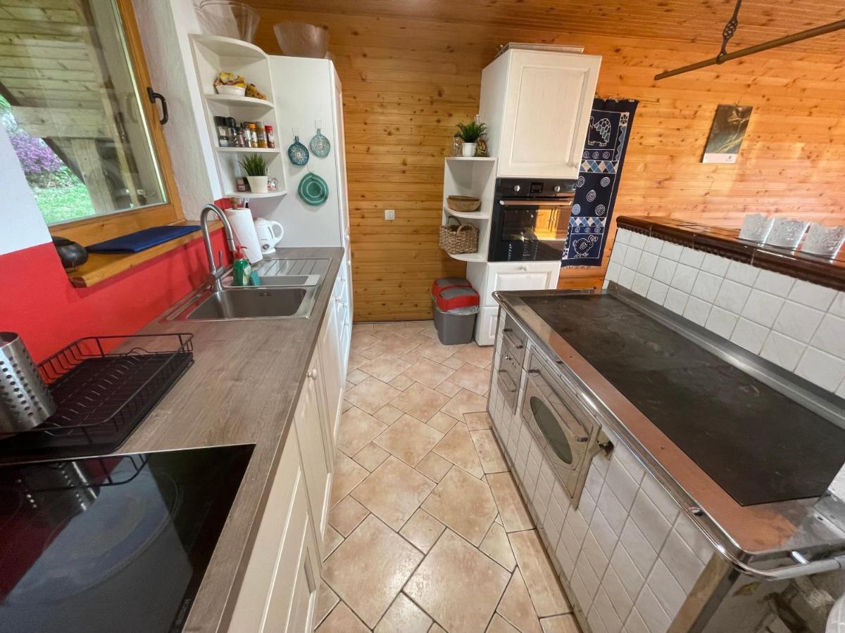 Mountain View Cottage คัมนิค ภายนอก รูปภาพ